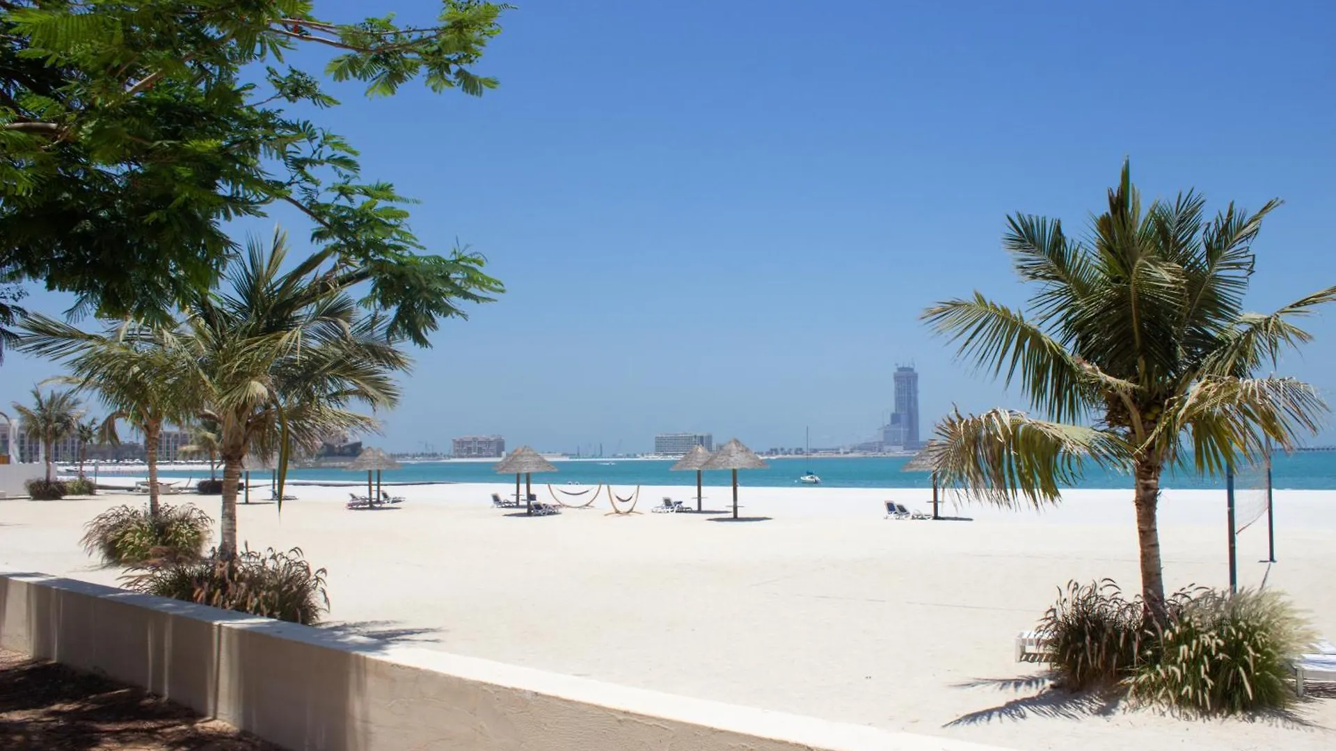 Hala Holiday Homes- Bab Al Bahr Residence, Al Marjan Island Ras al-Khaimah 0*,